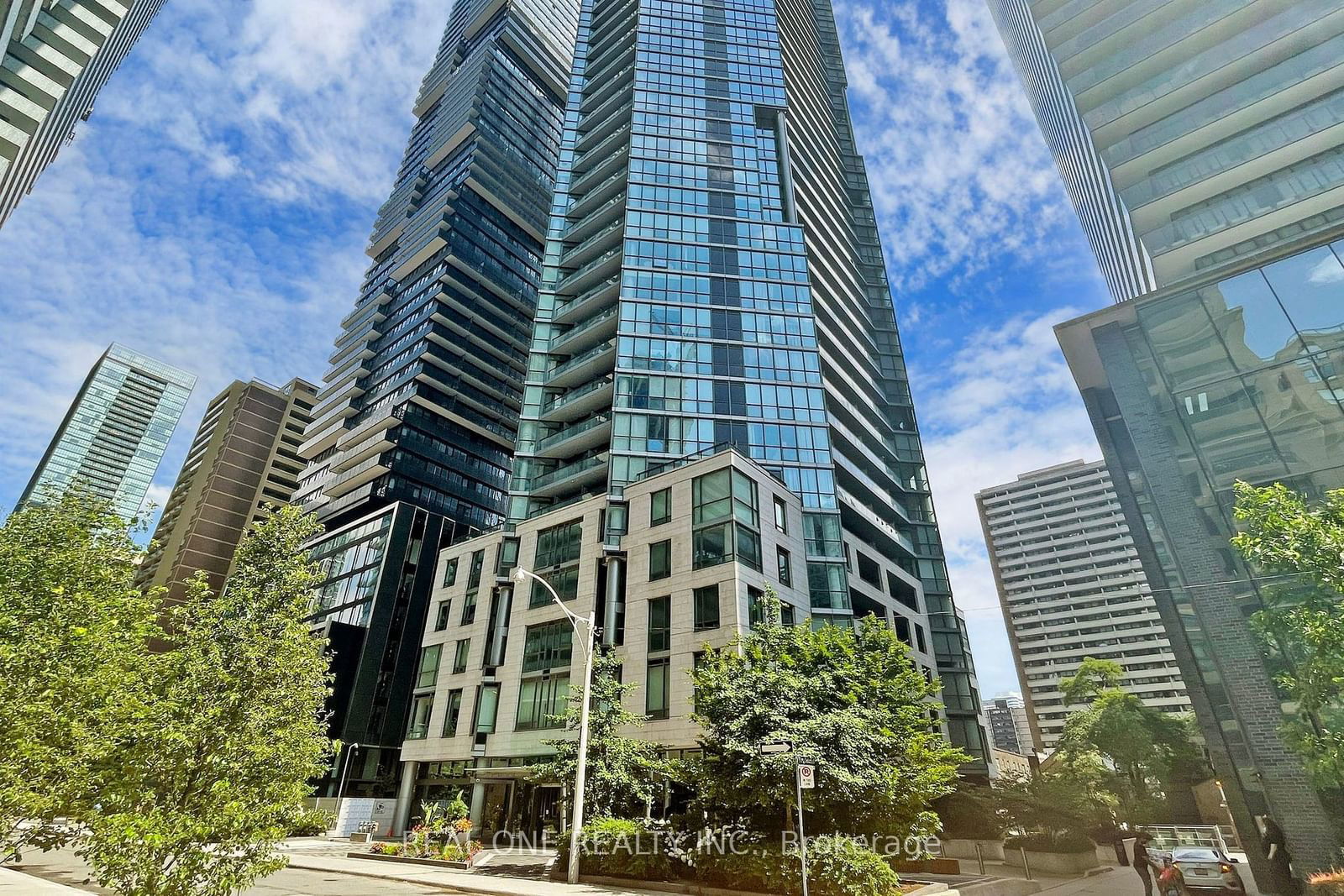 Condo for sale at 1602-45 Charles Street, Toronto, Church-Yonge Corridor, M4Y 0B8 - MLS: C11950457