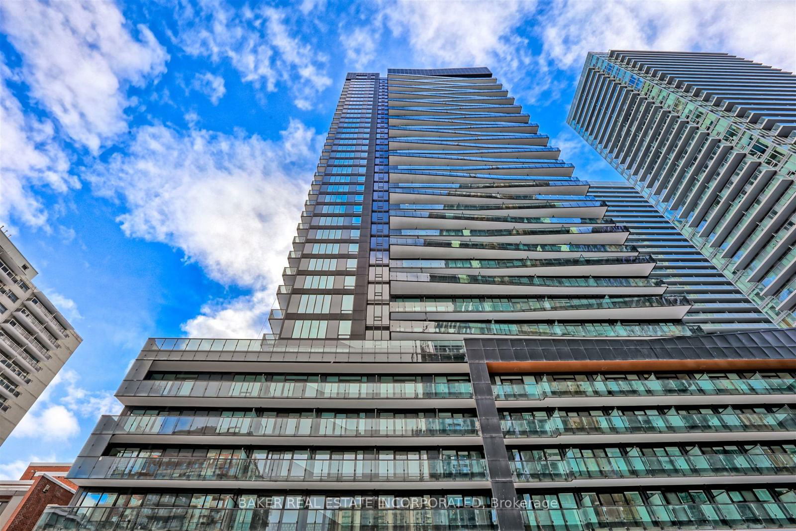 Condo leased at 2412-127 Broadway Avenue, Toronto, Mount Pleasant West, M4P 1V4 - MLS: C11950494