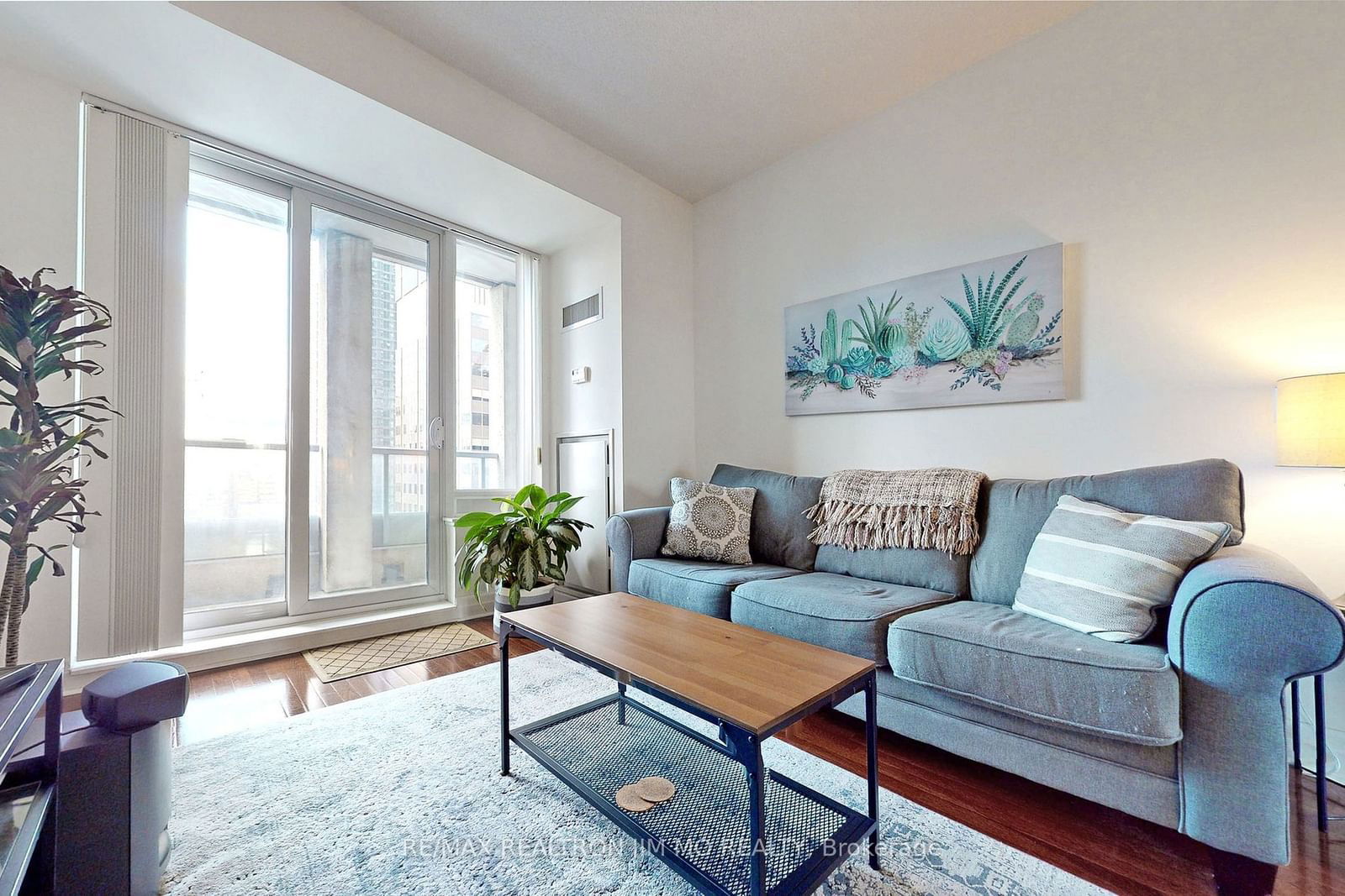 Condo sold at 1602-35 Balmuto Street, Toronto, Bay Street Corridor, M4Y 0A3 - MLS: C11950774