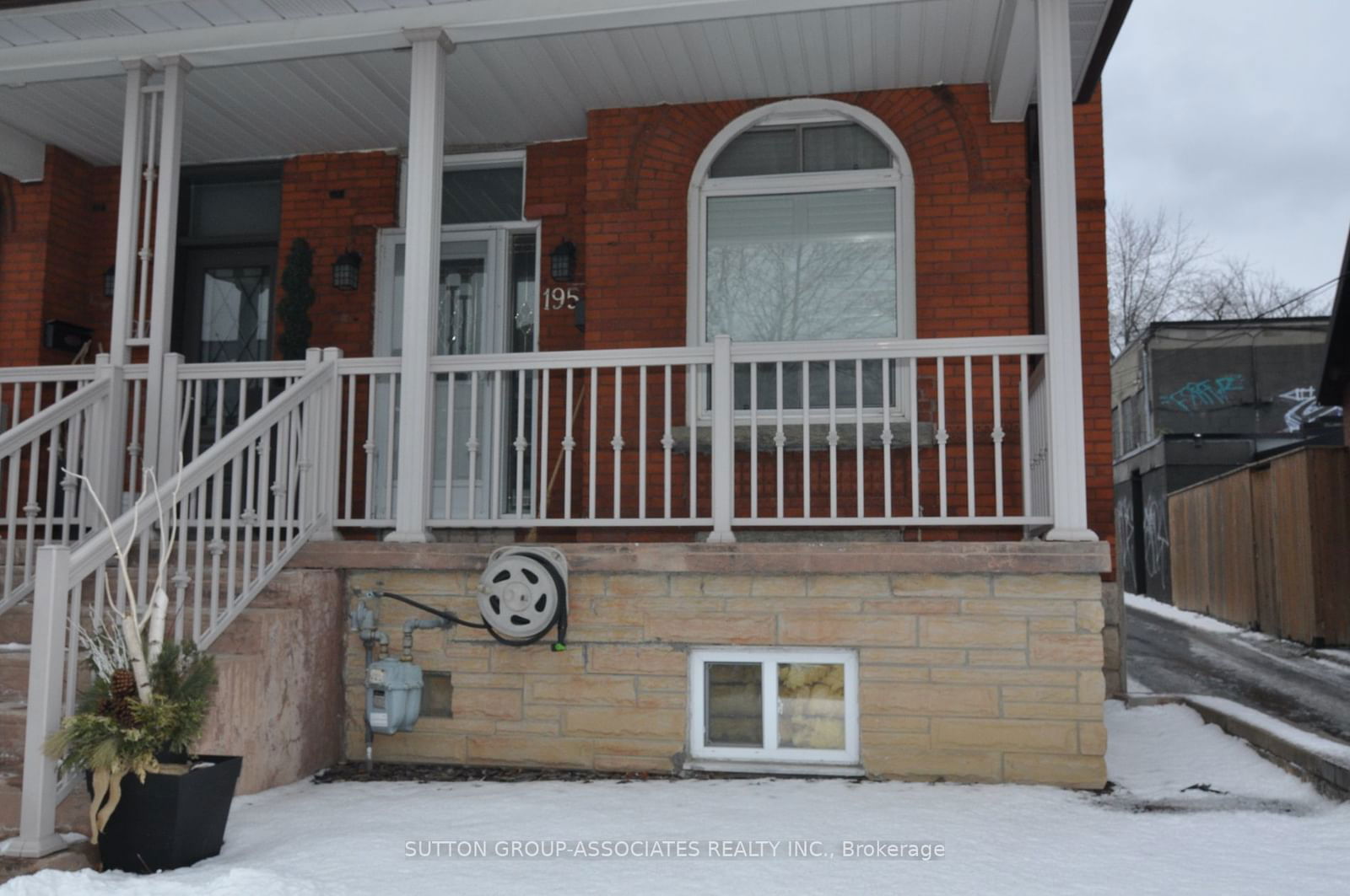 Semi-Detached House for lease at 195 Montrose Avenue, Toronto, Palmerston-Little Italy, M6G 3G6 - MLS: C11951087