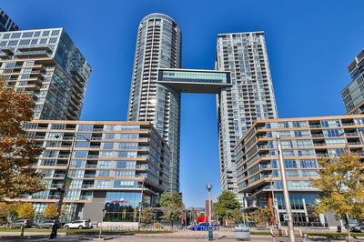 Unit 4806 — 21 Iceboat Terr, Toronto - Waterfront Communities C1 image-0-2