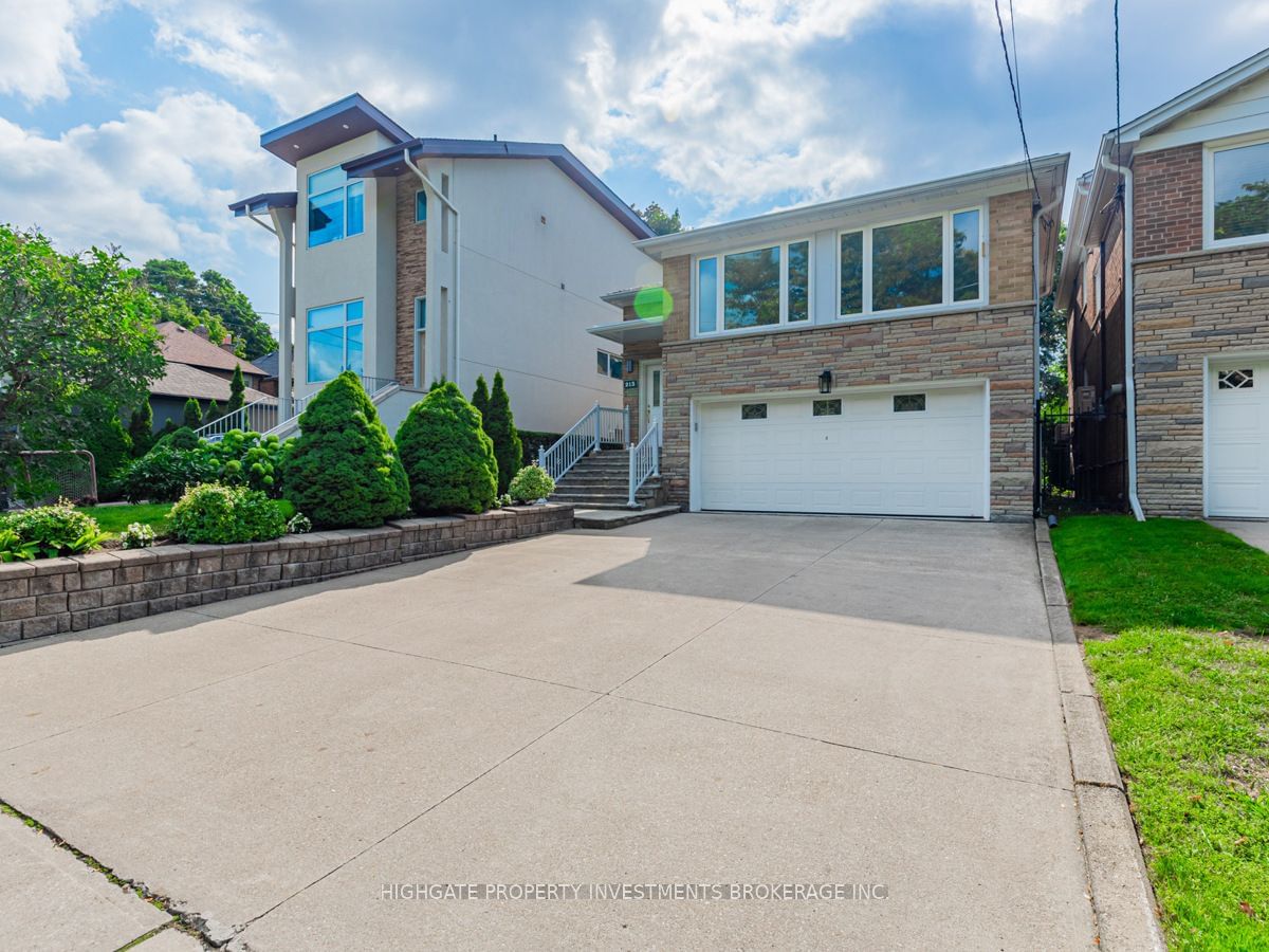 Detached House for lease at 213 Briar Hill Avenue, Toronto, Lawrence Park South, M4R 1J1 - MLS: C11951233