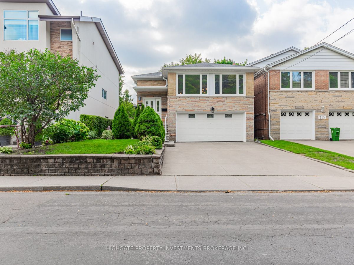 Detached House for lease at 213 Briar Hill Avenue, Toronto, Lawrence Park South, M4R 1J1 - MLS: C11951233