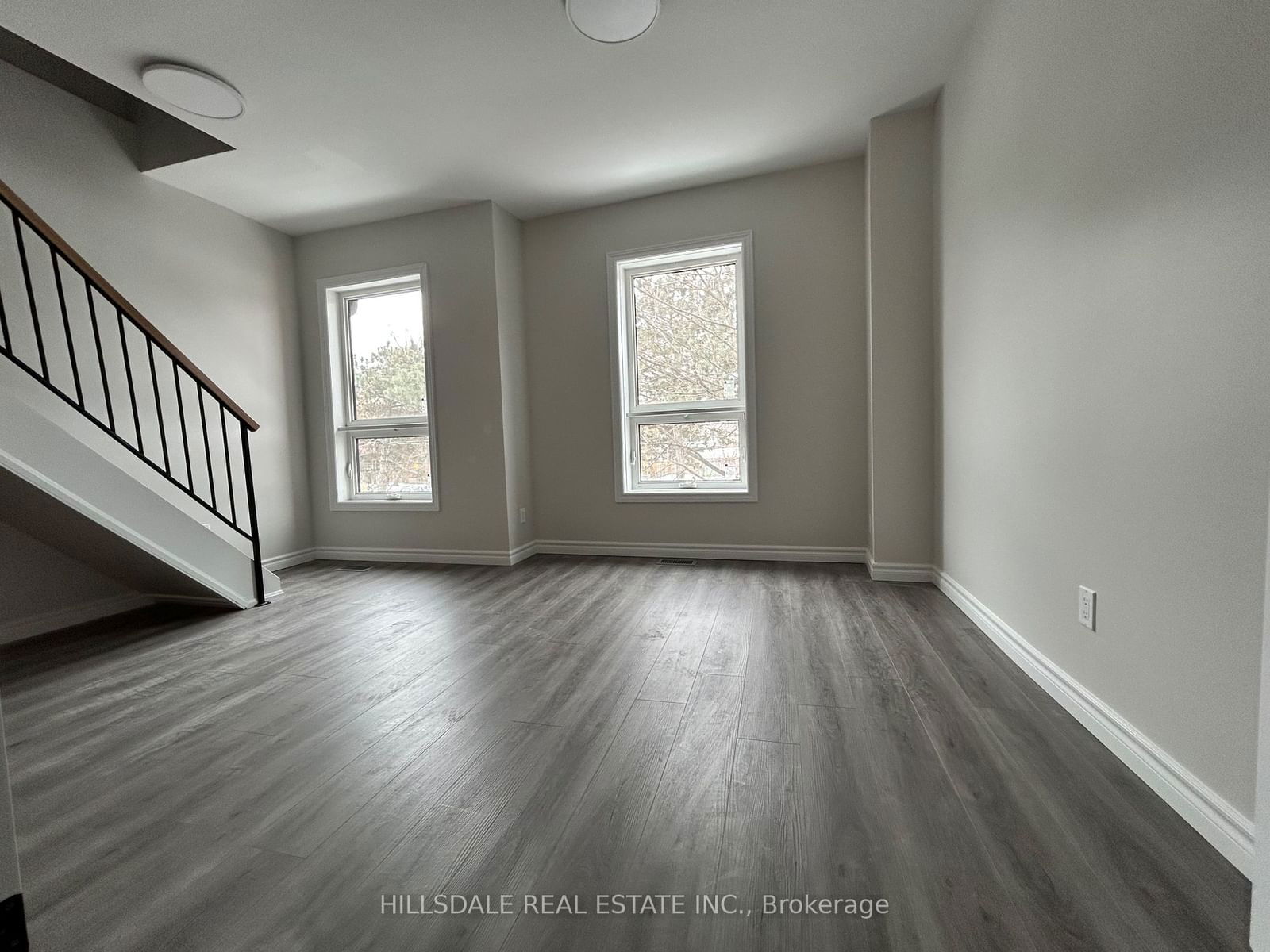 Townhouse for lease at UPPER-687 Markham Street, Toronto, Annex, M6G 2M2 - MLS: C11951414