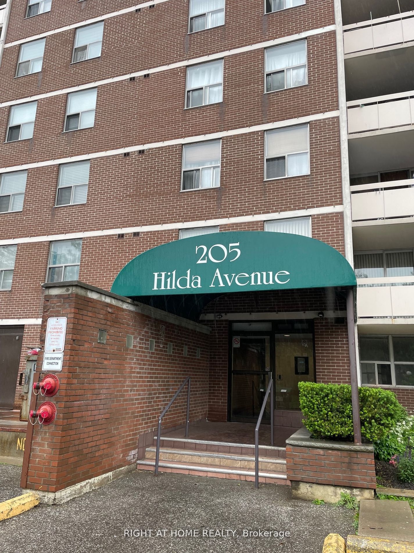 Condo for sale at 1610-205 Hilda Avenue, Toronto, Newtonbrook West, M2M 4B1 - MLS: C11951571