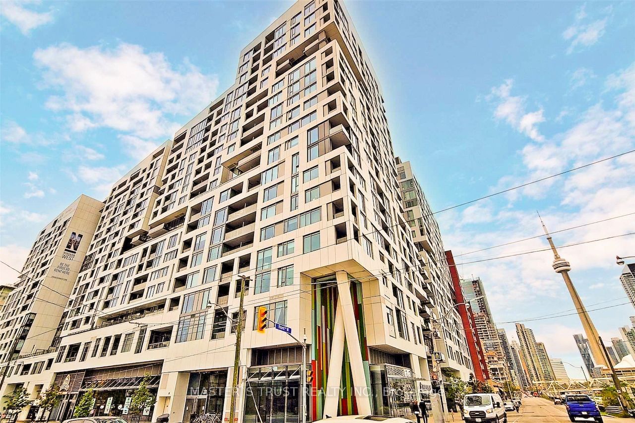 Condo for lease at 1102-576 FRONT Street, Toronto, Waterfront Communities C1, M5V 1C1 - MLS: C11951591