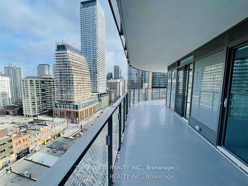 Condo for sale at 1102-11 Wellesley Street, Toronto, Bay Street Corridor, M4Y 0G4 - MLS: C11951779