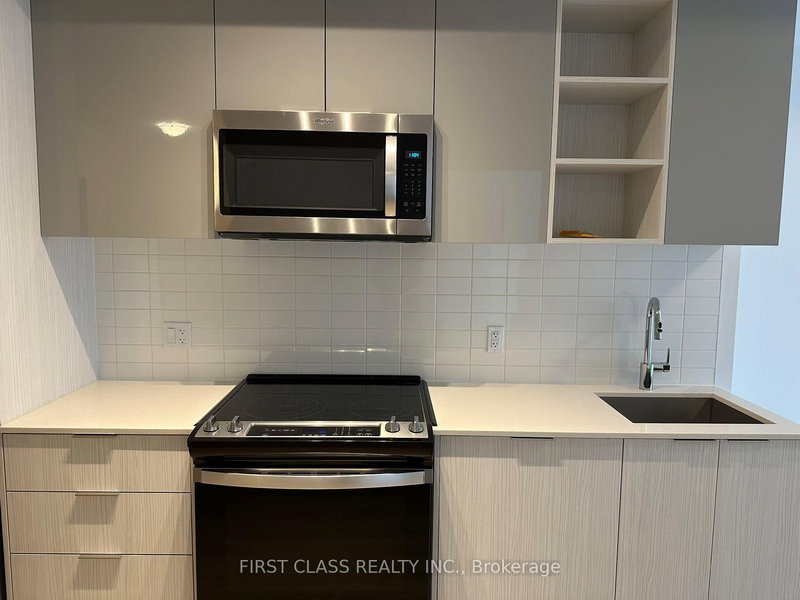 1614 - 50 Dunfield Ave, Toronto, M4S 3A4 | Image 3