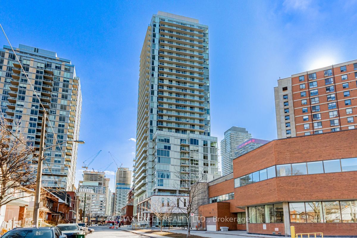 Condo for sale at 504-33 Helendale Avenue, Toronto, Yonge-Eglinton, M4R 0A4 - MLS: C11951978