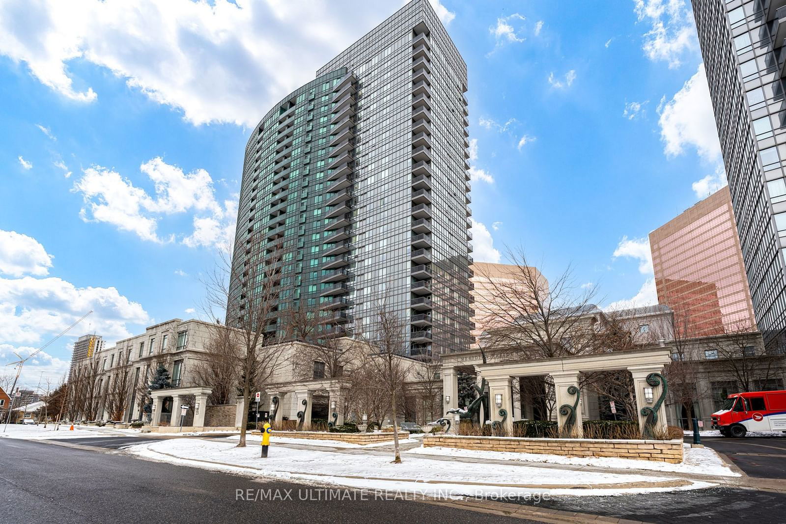 Condo for sale at 319-25 Greenview Avenue, Toronto, Newtonbrook West, M2M 0A5 - MLS: C11952059