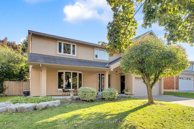 23 Rustywood Drive