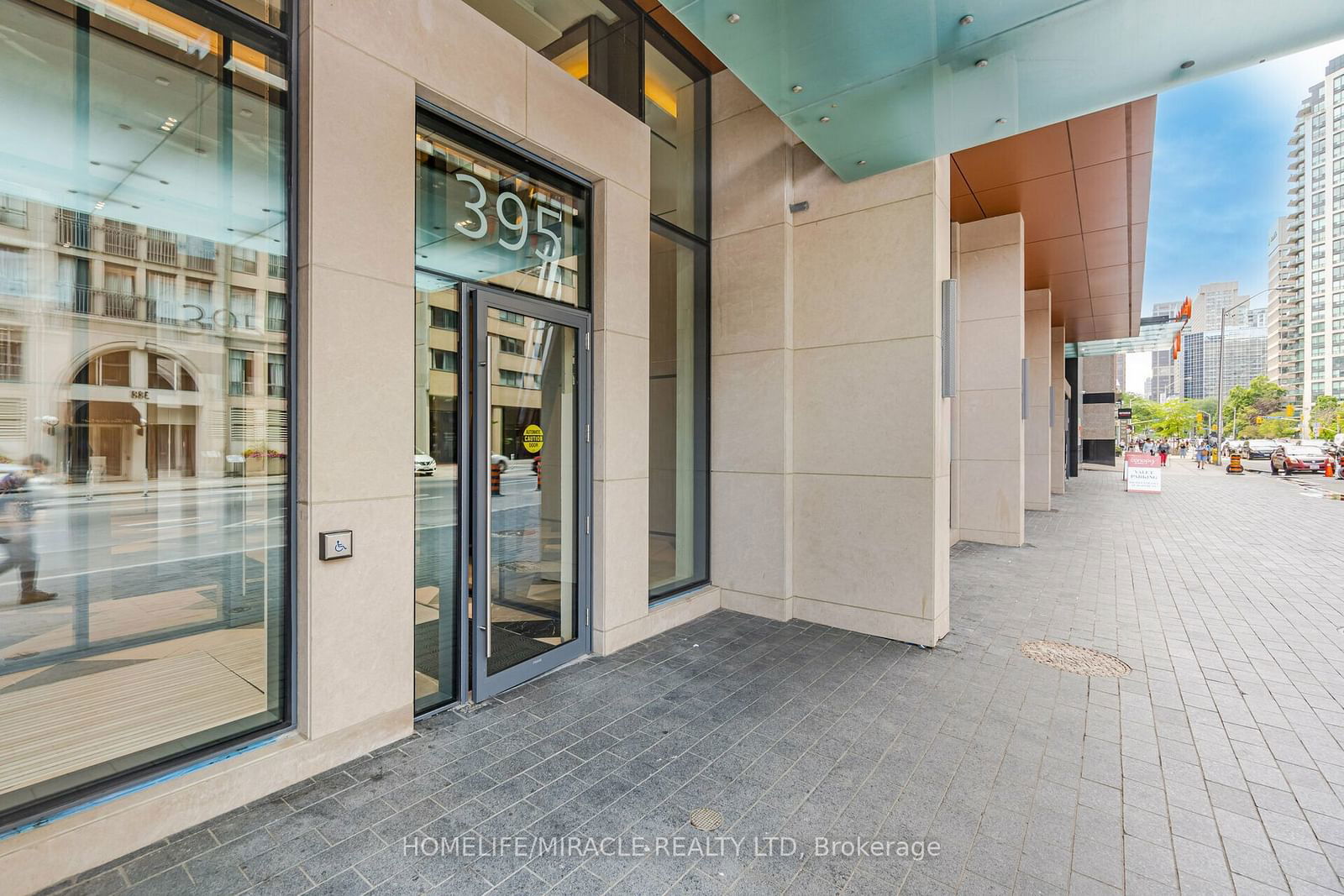 Condo for sale at 2110-395 Bloor Street, Toronto, North St. James Town, M4W 0B4 - MLS: C11952299