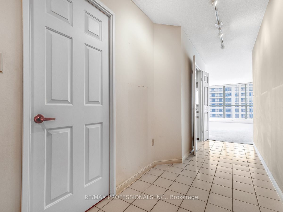 Condo for sale at 1102A-5444 Yonge Street, Toronto, Willowdale West, M2N 6J4 - MLS: C11952461