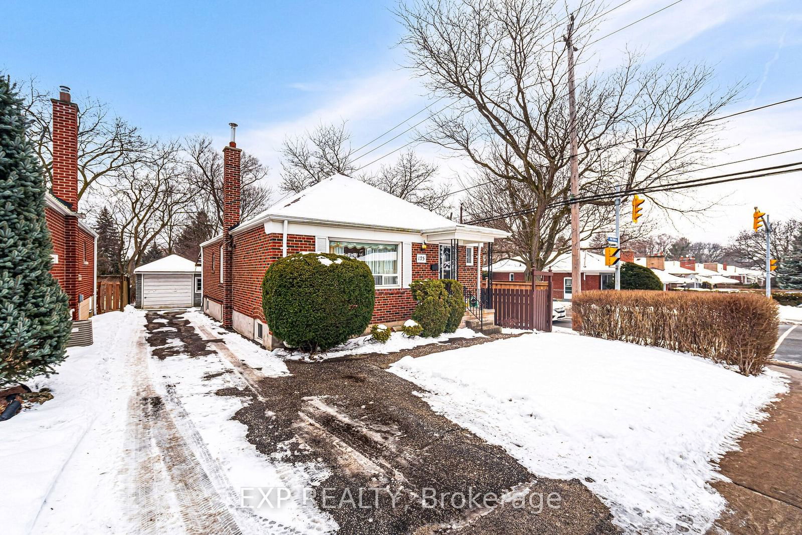 Detached House sold at 175 Park Home Avenue, Toronto, Willowdale West, M2N 1W7 - MLS: C11952579