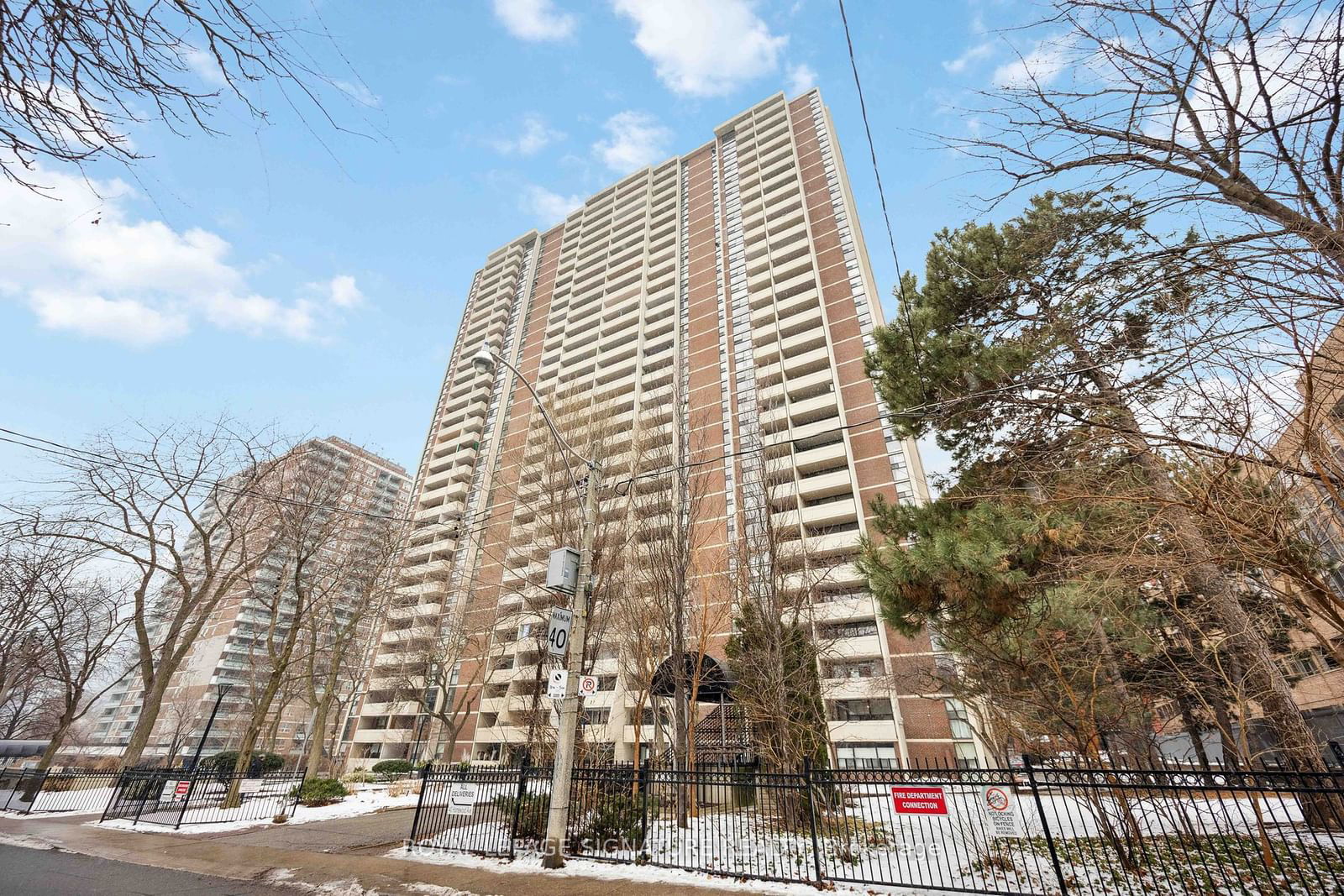 Condo sold at 2503-40 Homewood Avenue, Toronto, Cabbagetown-South St. James Town, M4Y 2K2 - MLS: C11952760