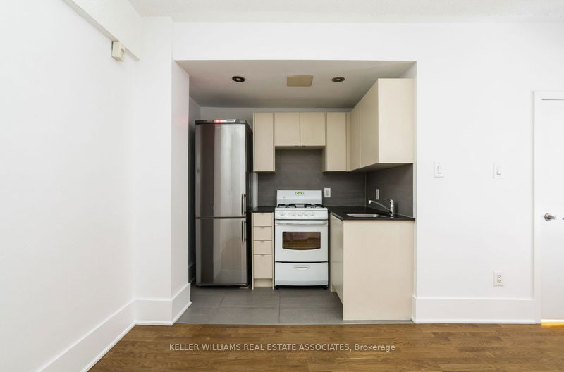 home for lease on 103-160 Huron Street