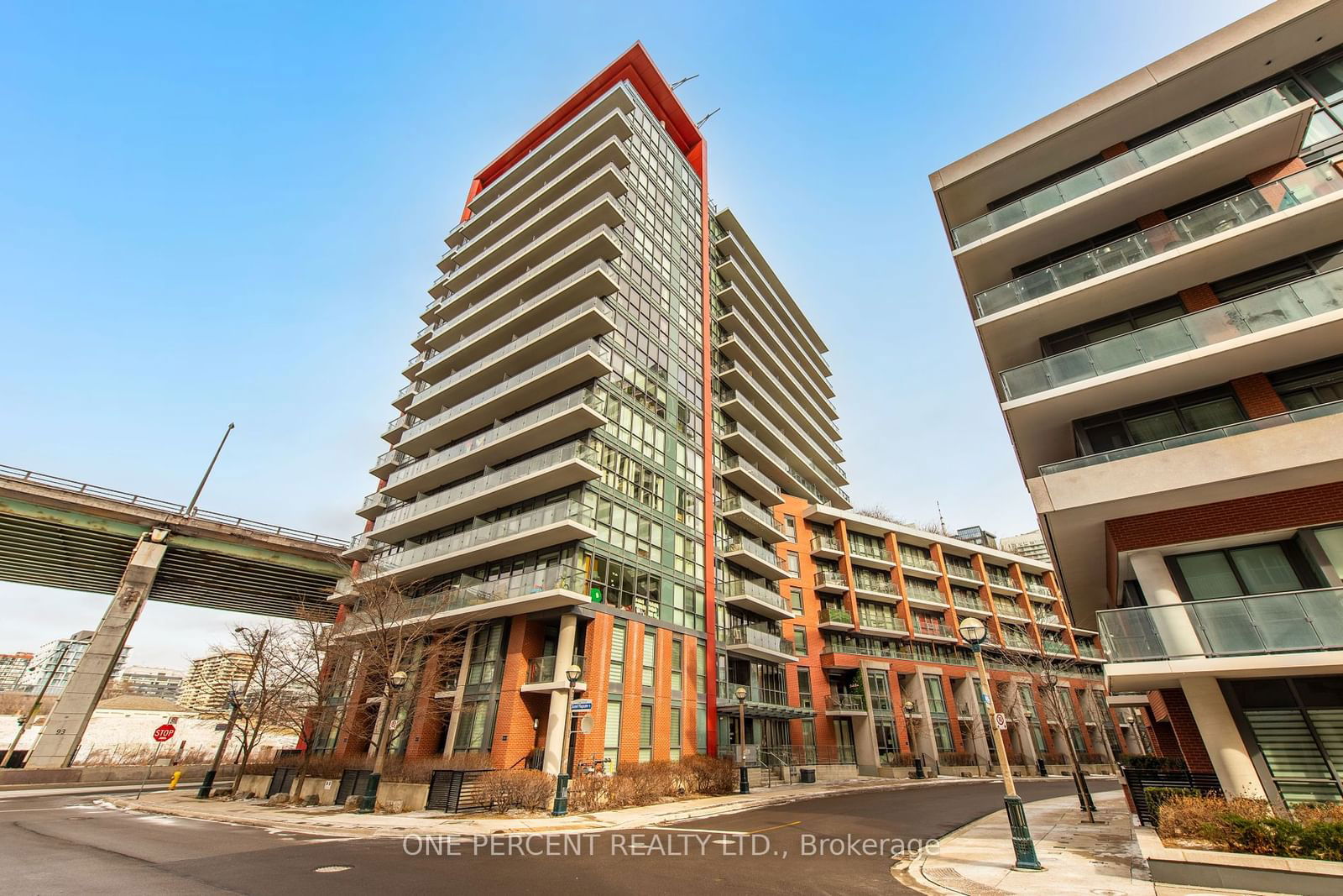 Condo for sale at 506-50 Bruyeres Mews, Toronto, Waterfront Communities C1, M5V 0H8 - MLS: C11953134