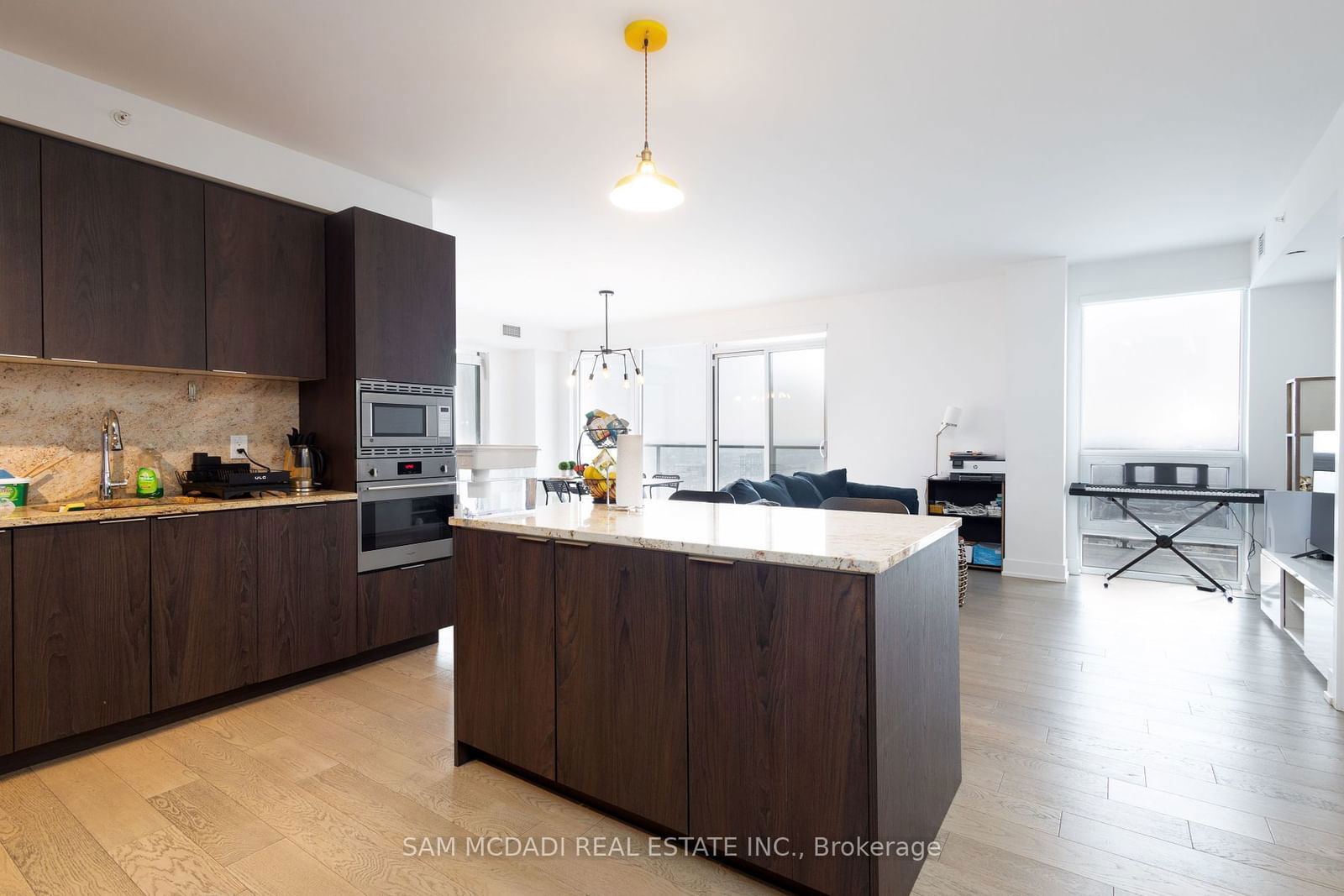 Condo for sale at 3903-955 Bay Street, Toronto, Bay Street Corridor, M5S 0C6 - MLS: C11953254