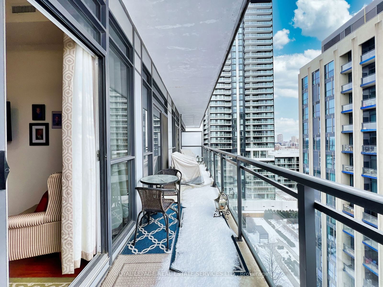 Condo for sale at 1104-85 The Donway West, Toronto, Banbury-Don Mills, M3C 0L9 - MLS: C11953605