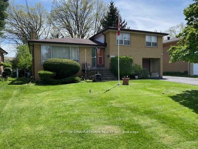 Detached House for sale at 341 Pleasant Avenue, Toronto, Newtonbrook West, M2R 2R3 - MLS: C11953629