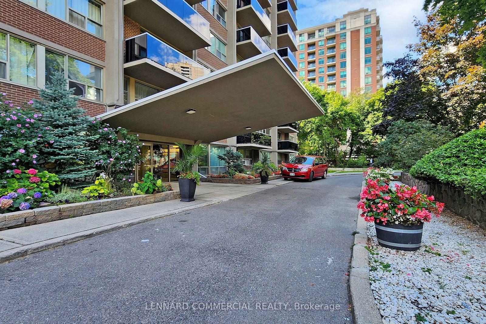 Condo for lease at 707-345 Merton Street, Toronto, Mount Pleasant West, M4S 1B5 - MLS: C11953763