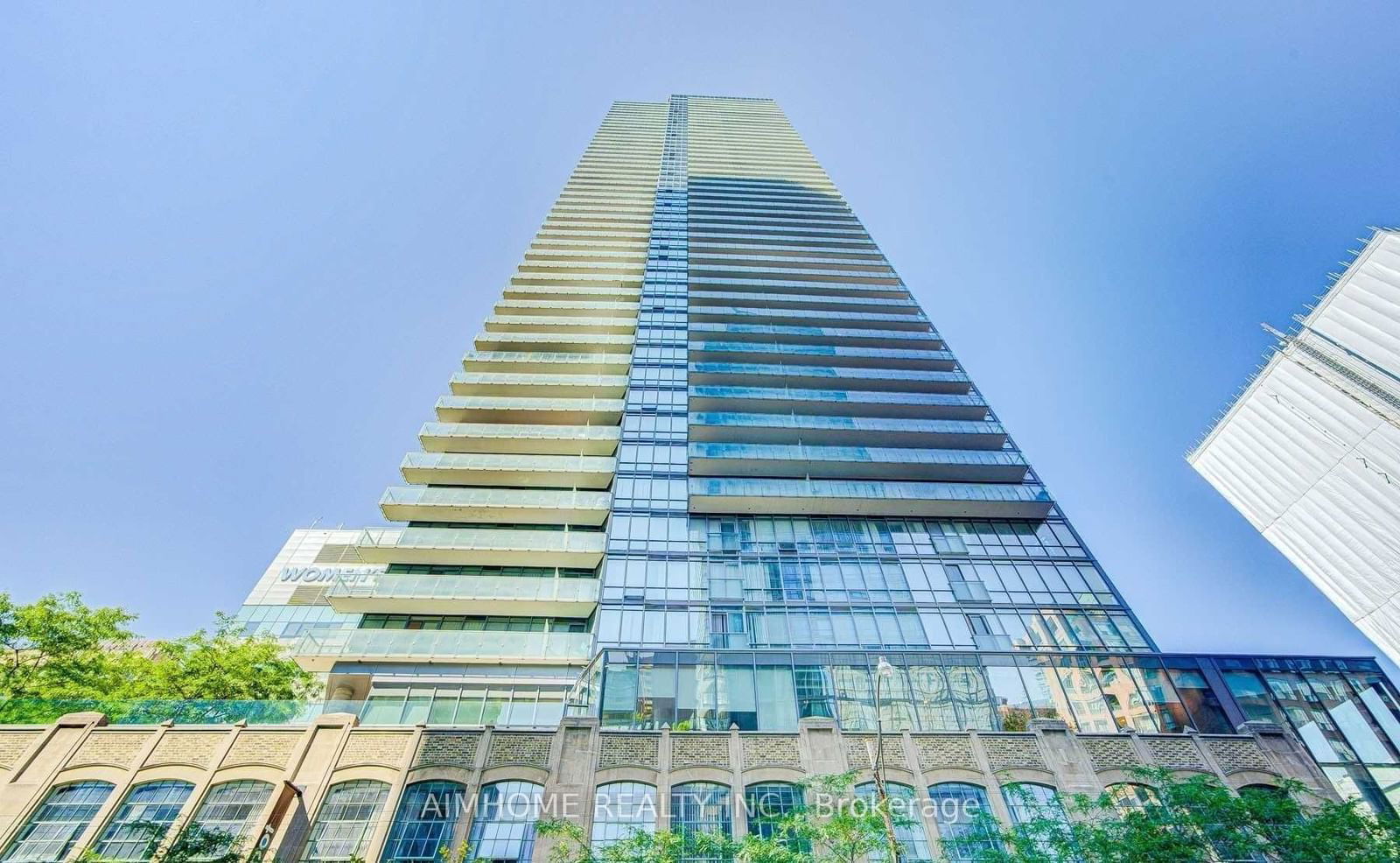 Condo for lease at 2405-832 Bay Street, Toronto, Bay Street Corridor, M5S 1Z6 - MLS: C11953956