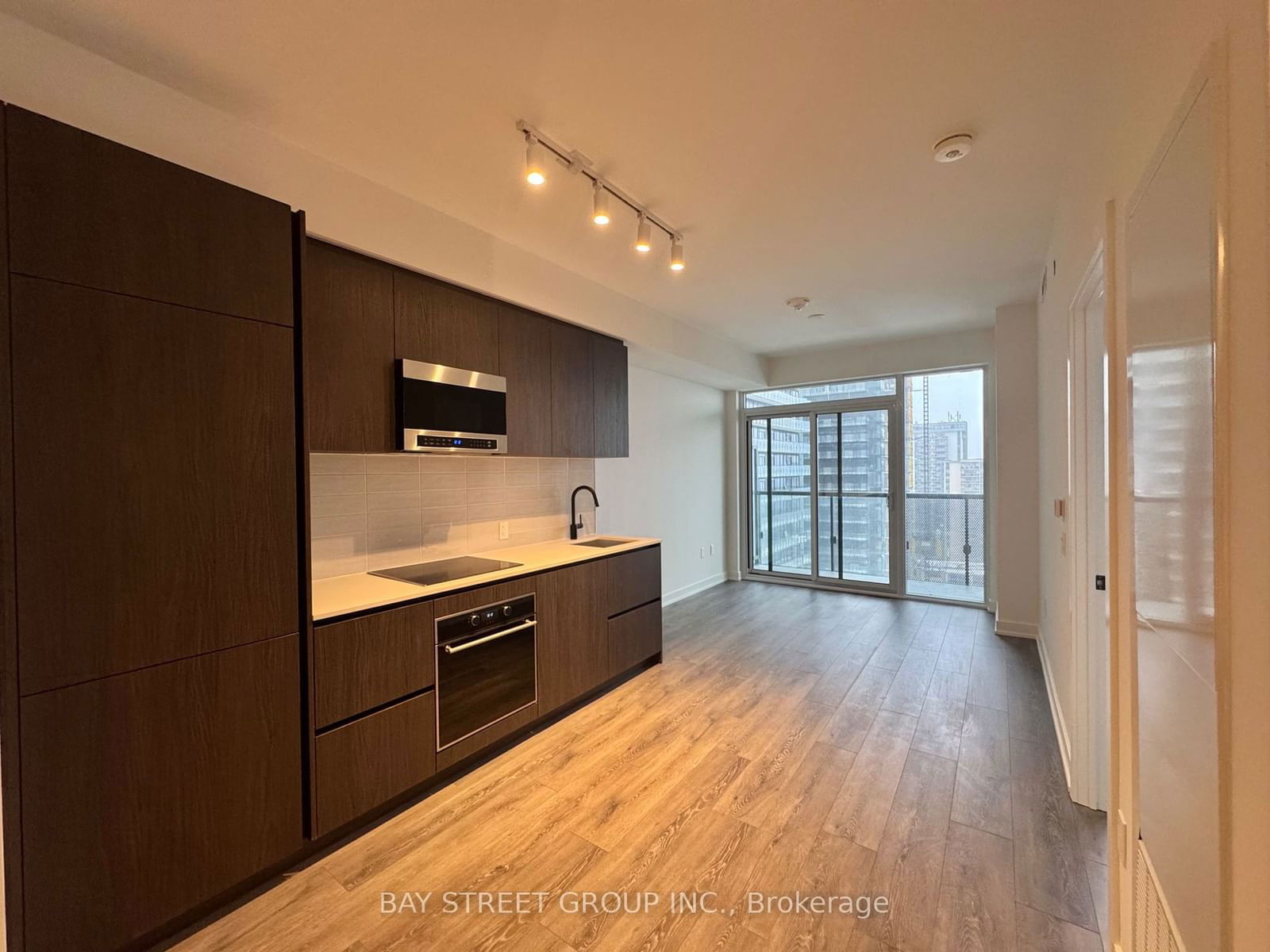 Condo for lease at 2108-117 Broadway Avenue, Toronto, Mount Pleasant West, M4P 1V4 - MLS: C11954048