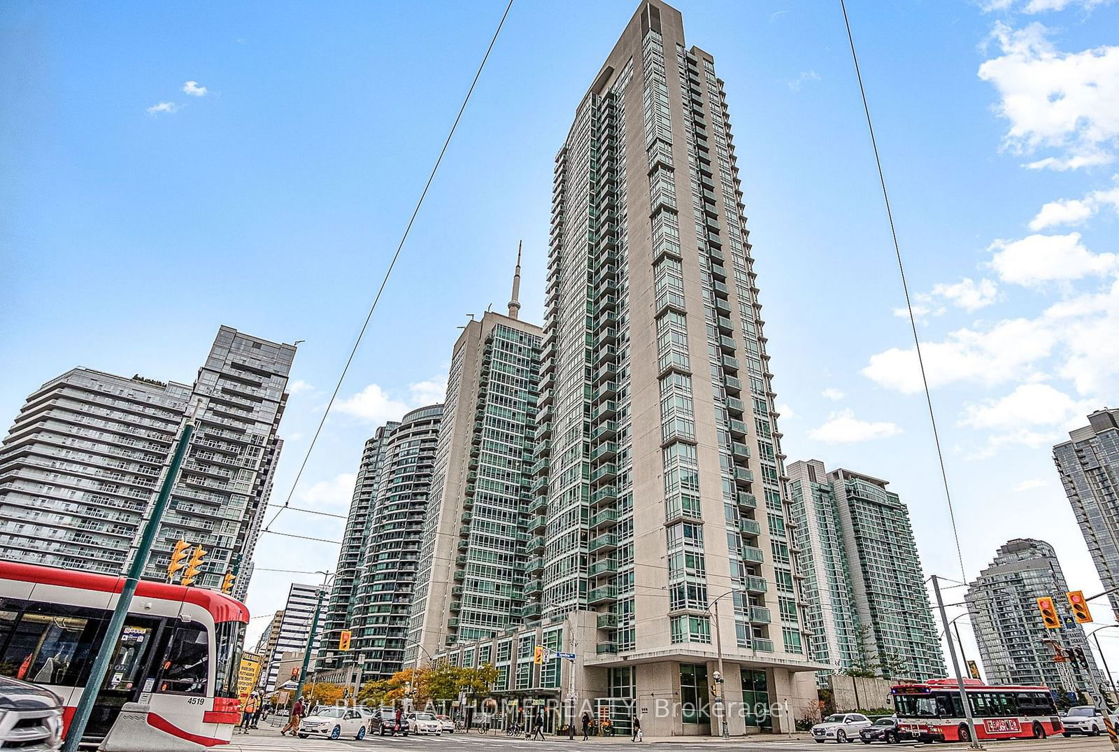 Condo for lease at 1107-397 Front Street, Toronto, Waterfront Communities C1, M5V 3S1 - MLS: C11954074