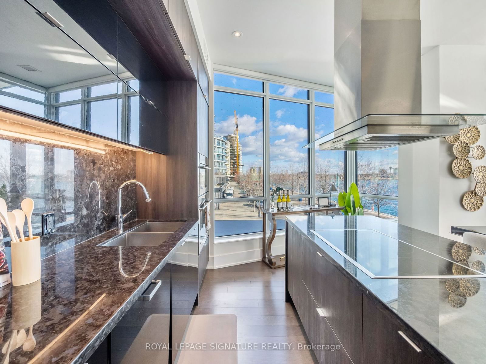 Condo for sale at 222-55 Merchants' Wharf, Toronto, Waterfront Communities C8, M5A 0P2 - MLS: C11954206