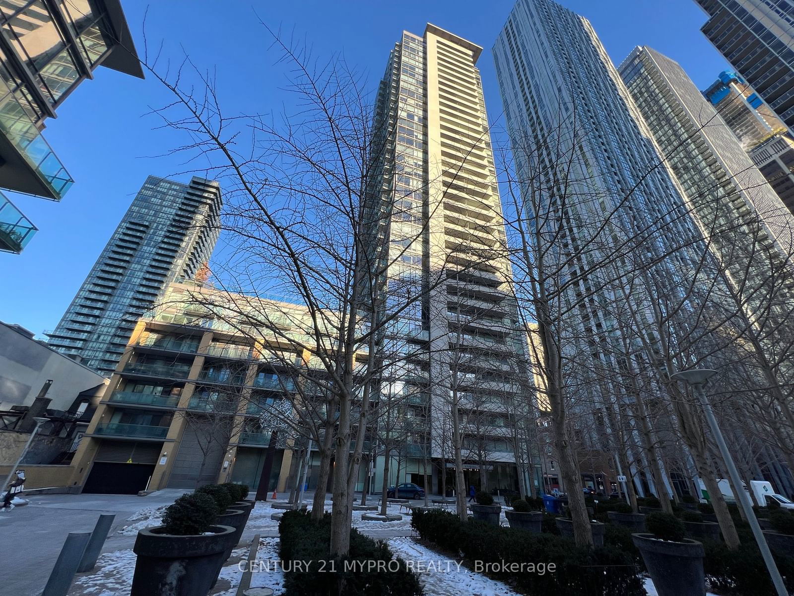 Condo for lease at 2109-18 Yorkville Avenue, Toronto, Annex, M4W 1L4 - MLS: C11954312