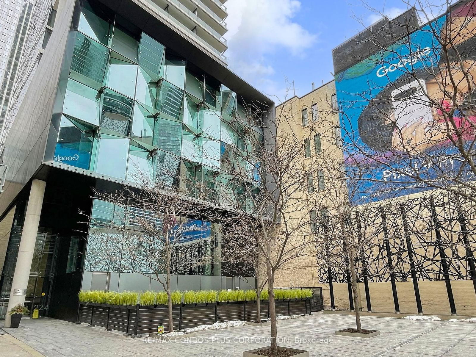 Condo for lease at 3301-224 King Street, Toronto, Waterfront Communities C1, M5H 0A6 - MLS: C11954554