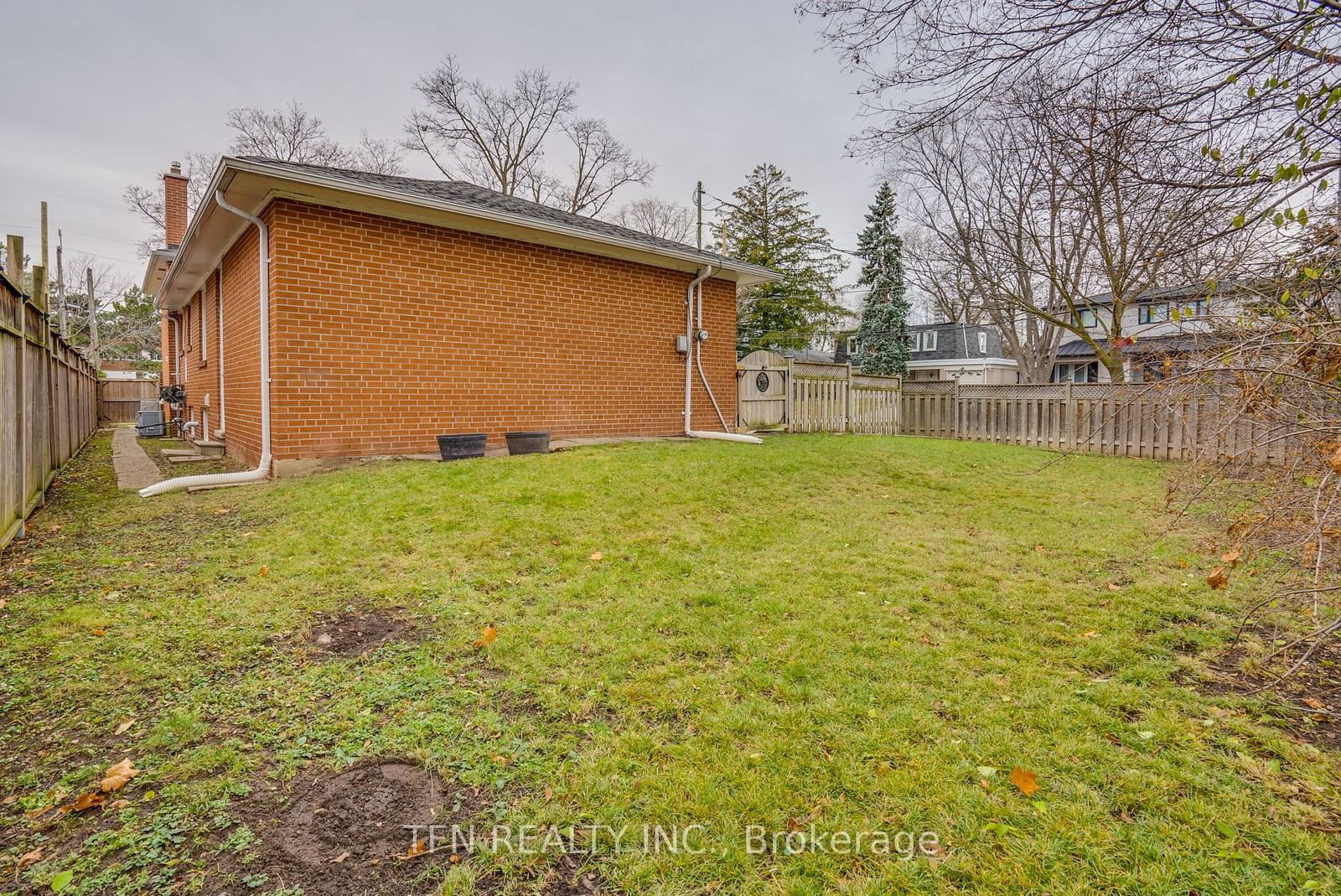 Detached House for lease at Lower-25 Karen Road, Toronto, Parkwoods-Donalda, M3A 3L5 - MLS: C11954824