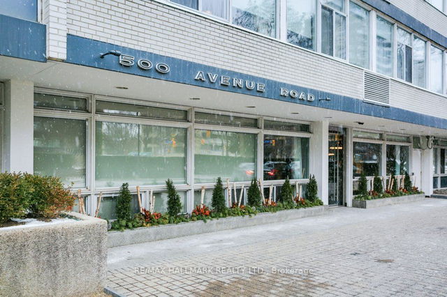 906 - 500 Avenue Road