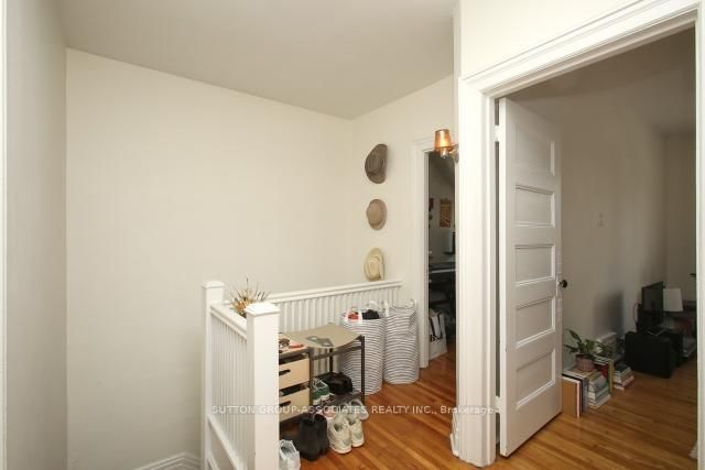 Detached House leased at 2nd Fl.-738 Shaw Street, Toronto, Palmerston-Little Italy, M6G 3L7 - MLS: C11954900