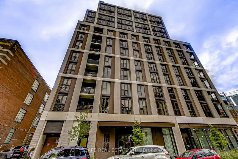 home for lease on 610-123 Portland Street
