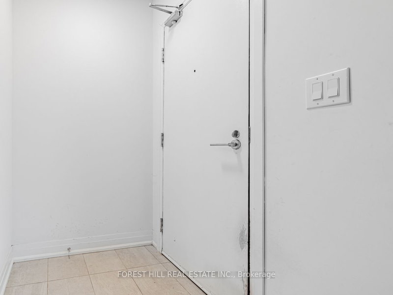 17 - 15 BRENTHALL Ave, Toronto, M2R 1W1 | Image 2
