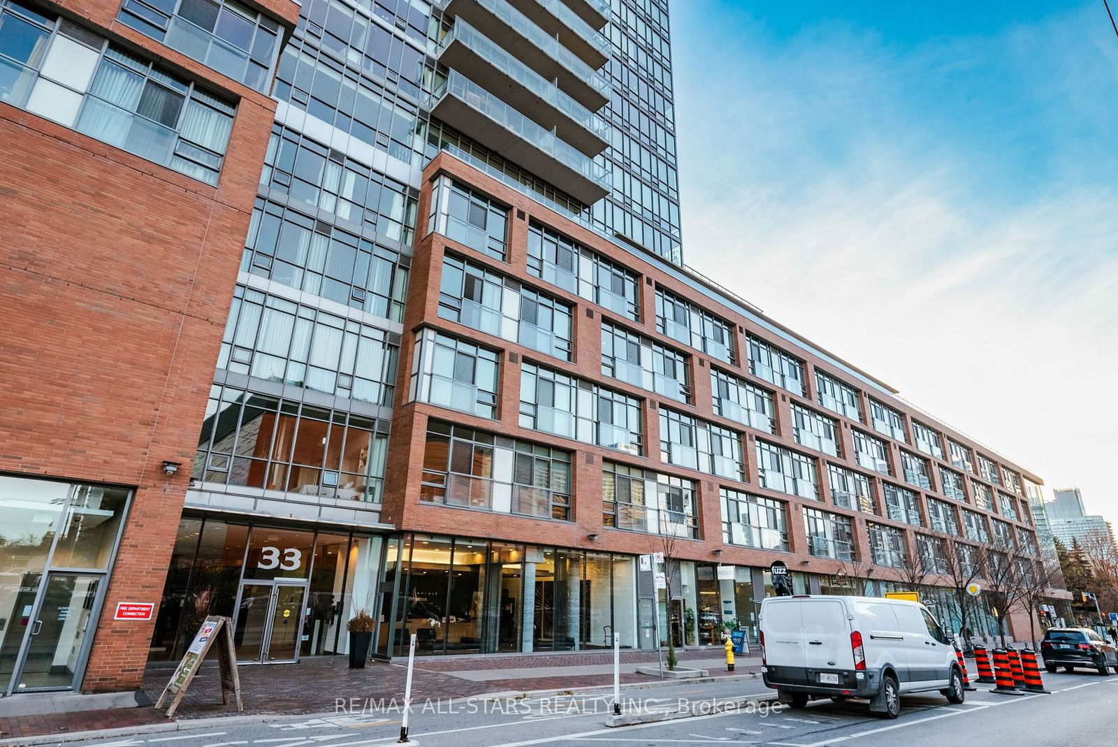 Condo for sale at 2105-33 Mill Street, Toronto, Waterfront Communities C8, M5A 3R3 - MLS: C11955642