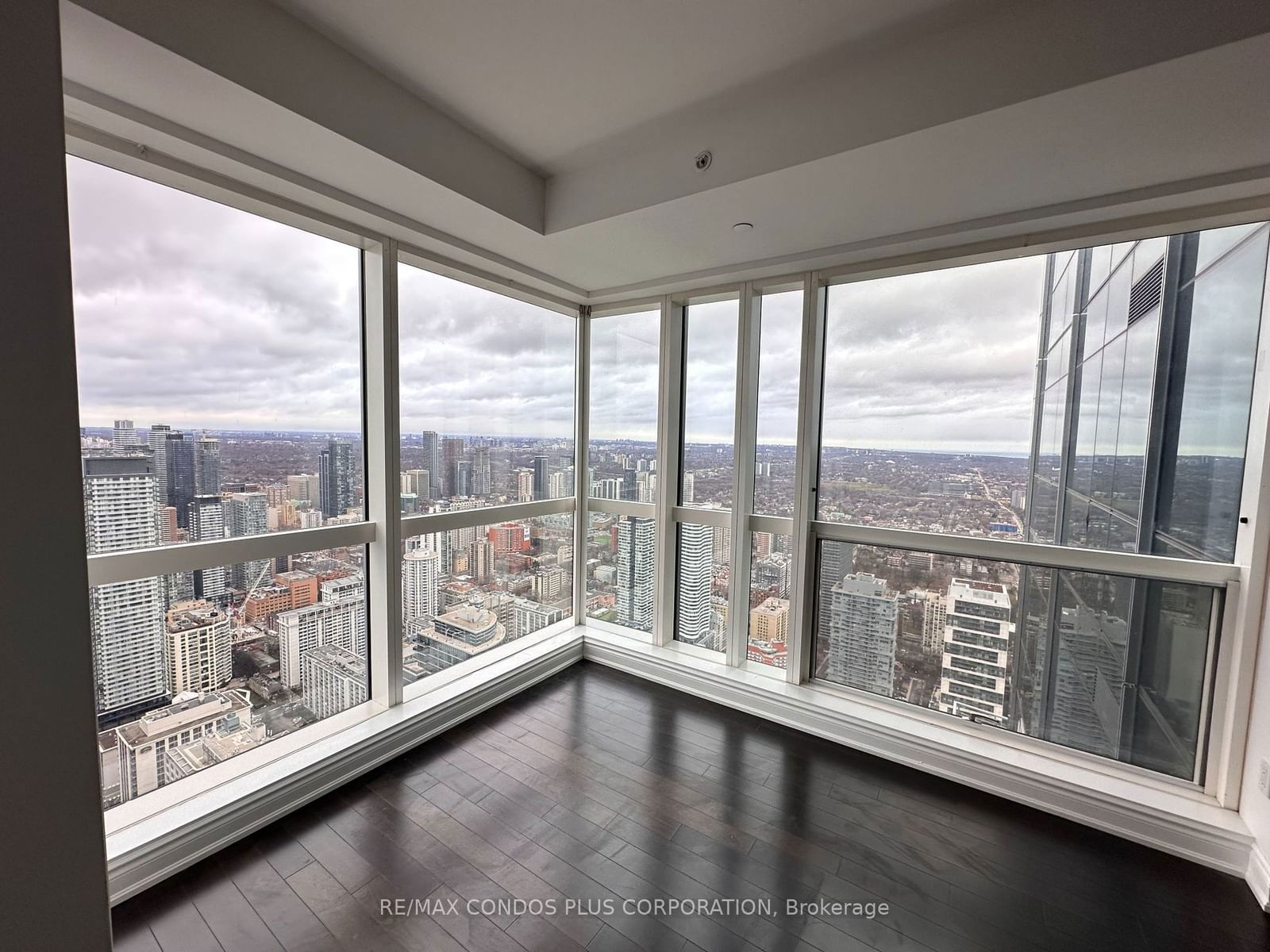 Condo for lease at 6201-388 Yonge Street, Toronto, Bay Street Corridor, M5B 0A4 - MLS: C11955696