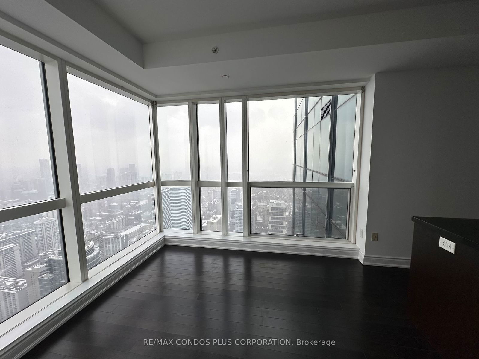 Condo for lease at 6201-388 Yonge Street, Toronto, Bay Street Corridor, M5B 0A4 - MLS: C11955696