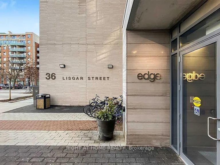 Condo for lease at 36 Lisgar Street, Toronto, Little Portugal, M6J 0C7 - MLS: C11956113