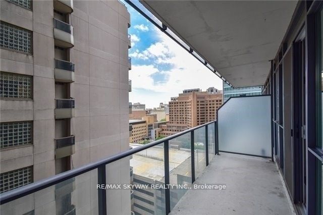 Condo for lease at 1409-770 Bay Street, Toronto, Bay Street Corridor, M5G 0A6 - MLS: C11956277