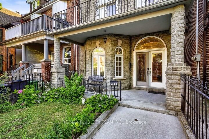 Detached House for lease at Main Fl-246 Major Street, Toronto, University, M5S 2L6 - MLS: C11956387