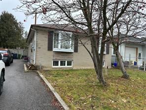 Detached House for sale at 255 Patricia Avenue, Toronto, Newtonbrook West, M2M 1J7 - MLS: C11956484