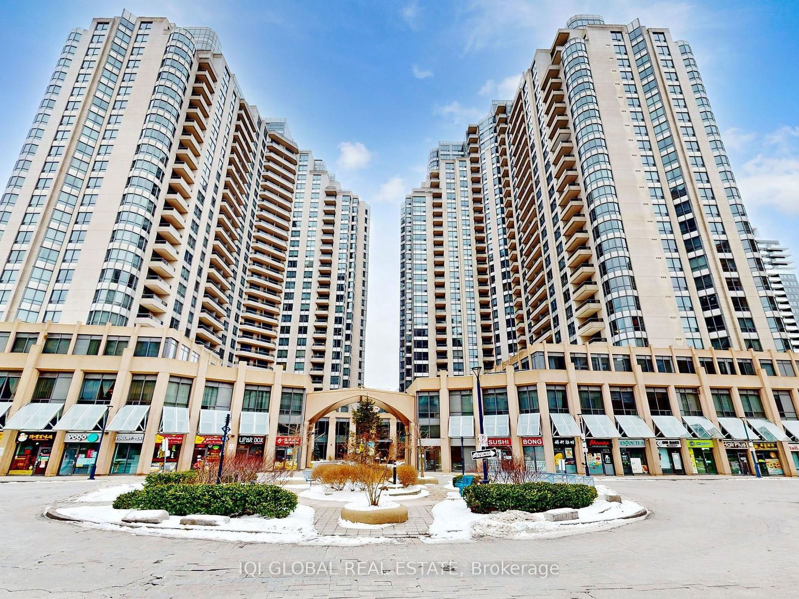 Condo for sale at 1304-5 Northtown Way, Toronto, Willowdale East, M2N 7A1 - MLS: C11956659