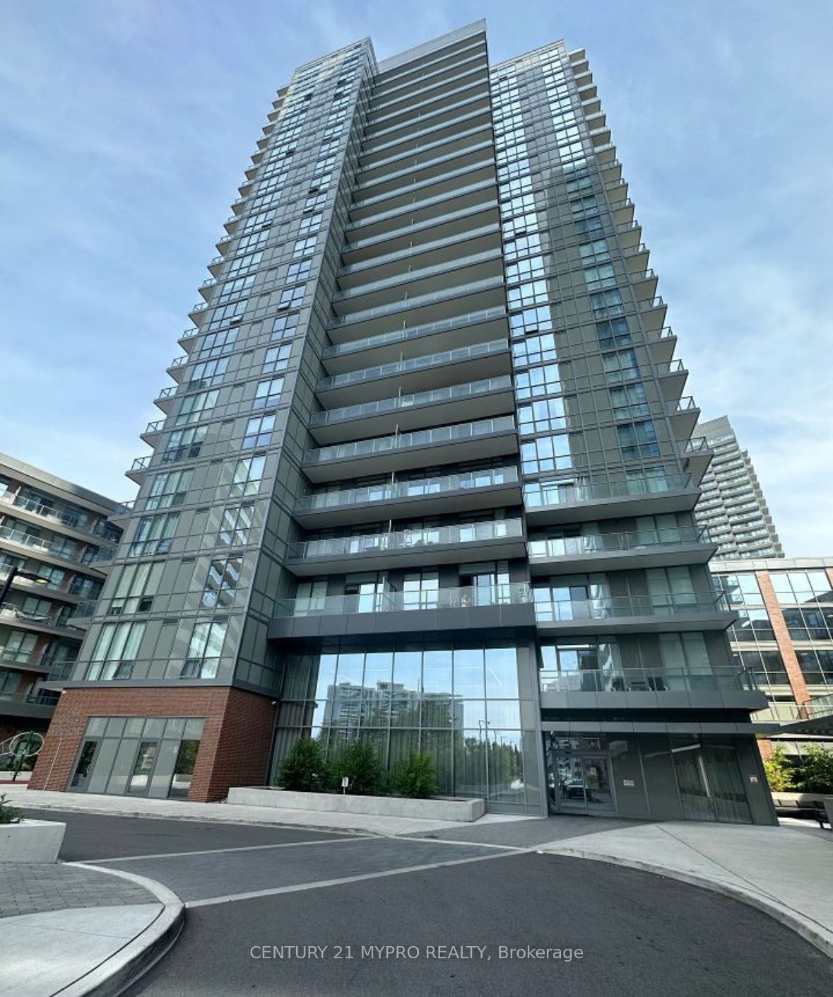 Condo for lease at 704-38 Forest Manor Road, Toronto, Henry Farm, M2J 1M1 - MLS: C11956686