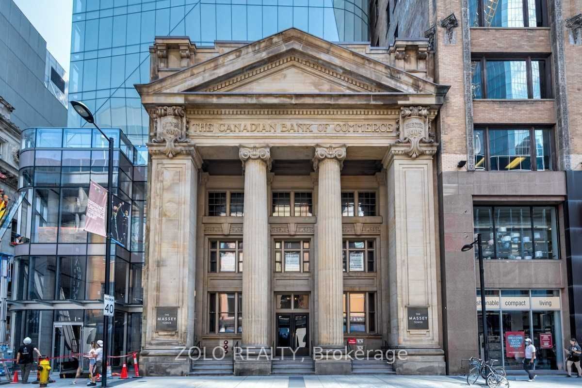 Condo for sale at 5202-197 Yonge Street, Toronto, Church-Yonge Corridor, M5B 0C1 - MLS: C11956744