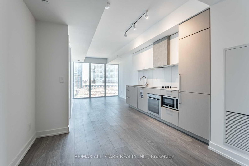 910 - 19 Western Battery Rd, Toronto, M6K 0E3 | Image 3