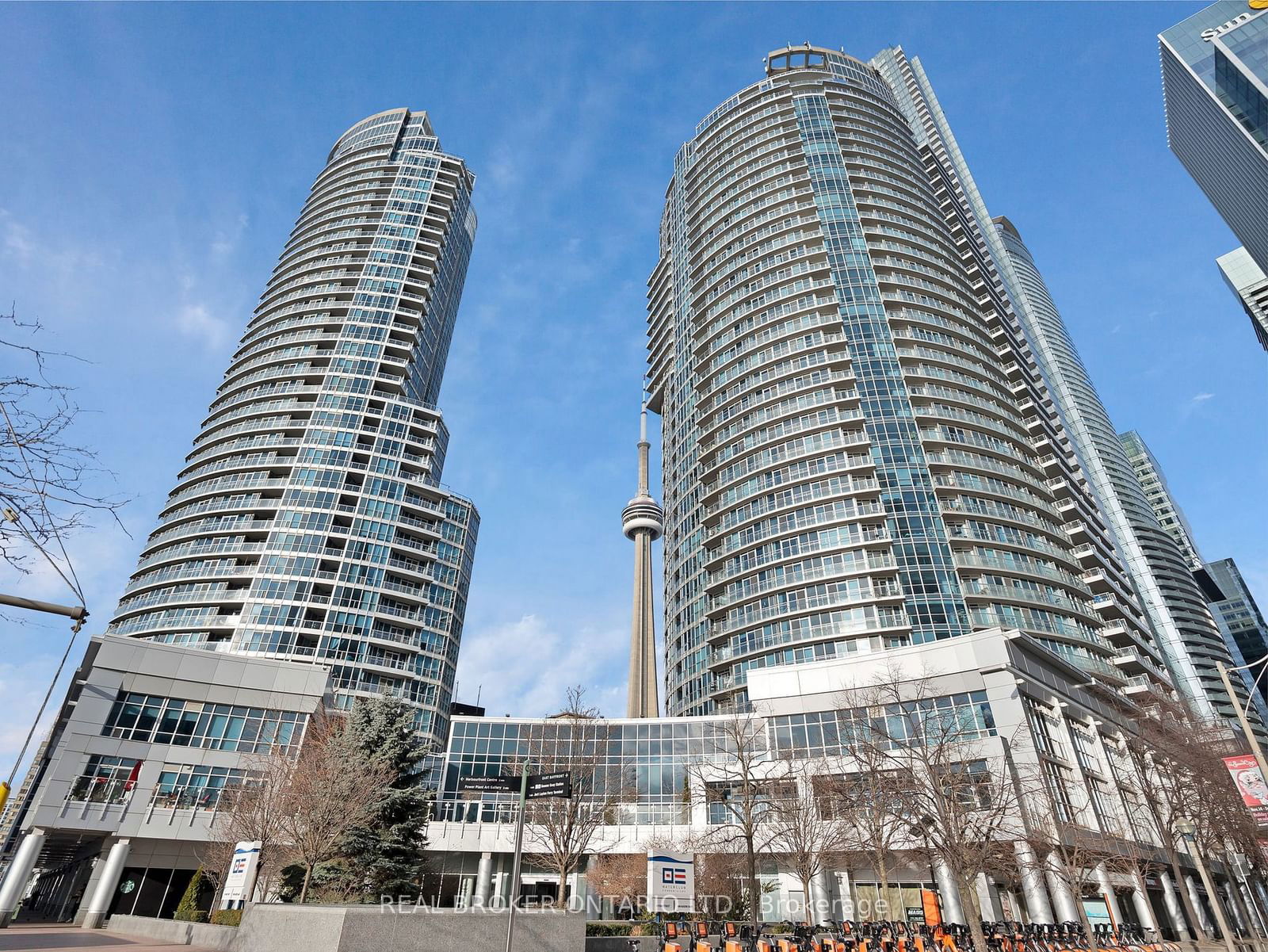 Condo for lease at 1909-208 Queens Quay, Toronto, Waterfront Communities C1, M5J 2Y5 - MLS: C11957429