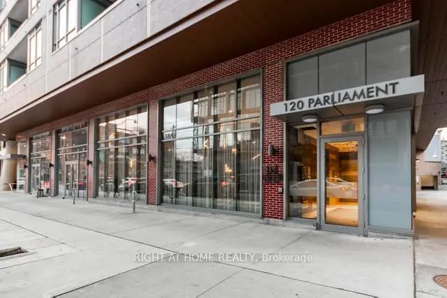 Condo for lease at 504-120 Parliament Street, Toronto, Moss Park, M5A 2Y8 - MLS: C11957597