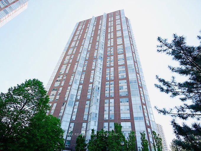 Condo for lease at 909-5 Concorde Place, Toronto, Banbury-Don Mills, M3C 3M8 - MLS: C11957667